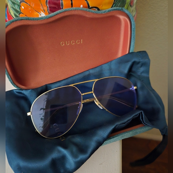 Gucci Gold Frame Sunglasses with Blue Lenses - Picture 1 of 1